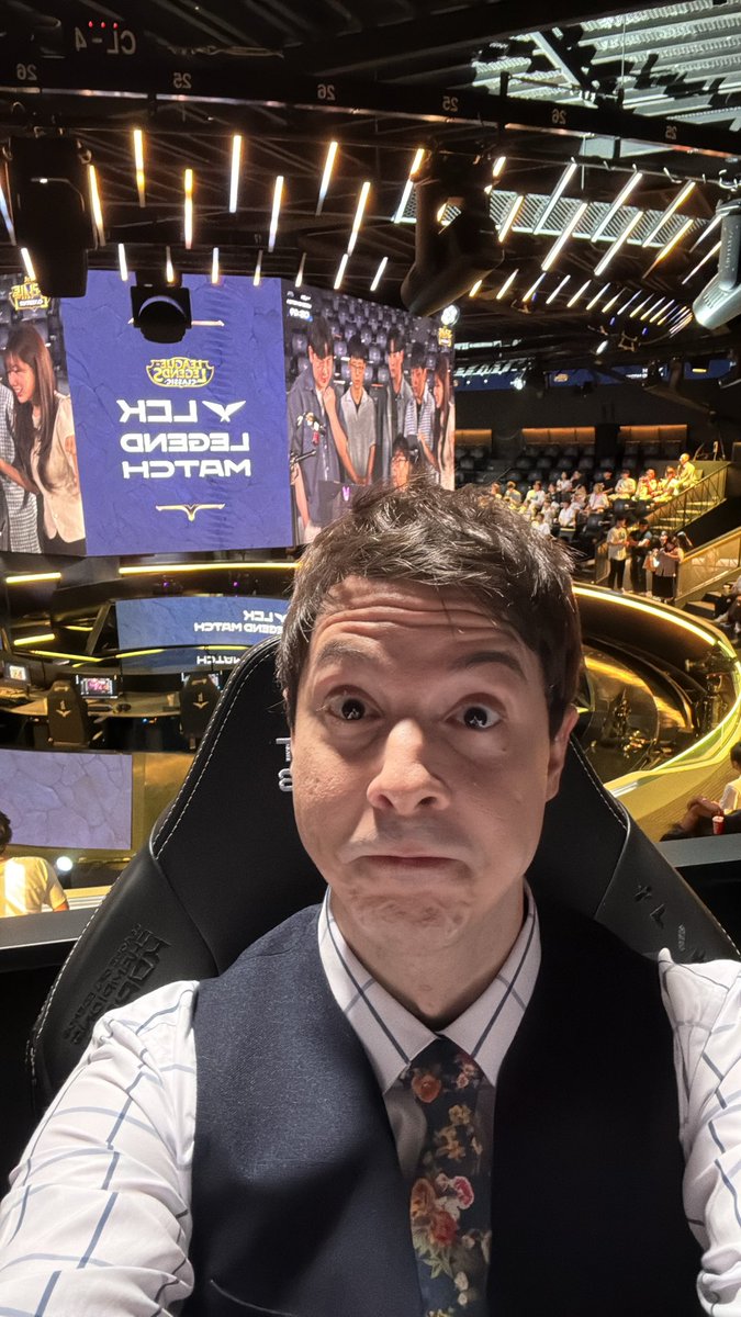 LCK 转推：与 LSXYZ9 一起解说英雄联盟传奇对决