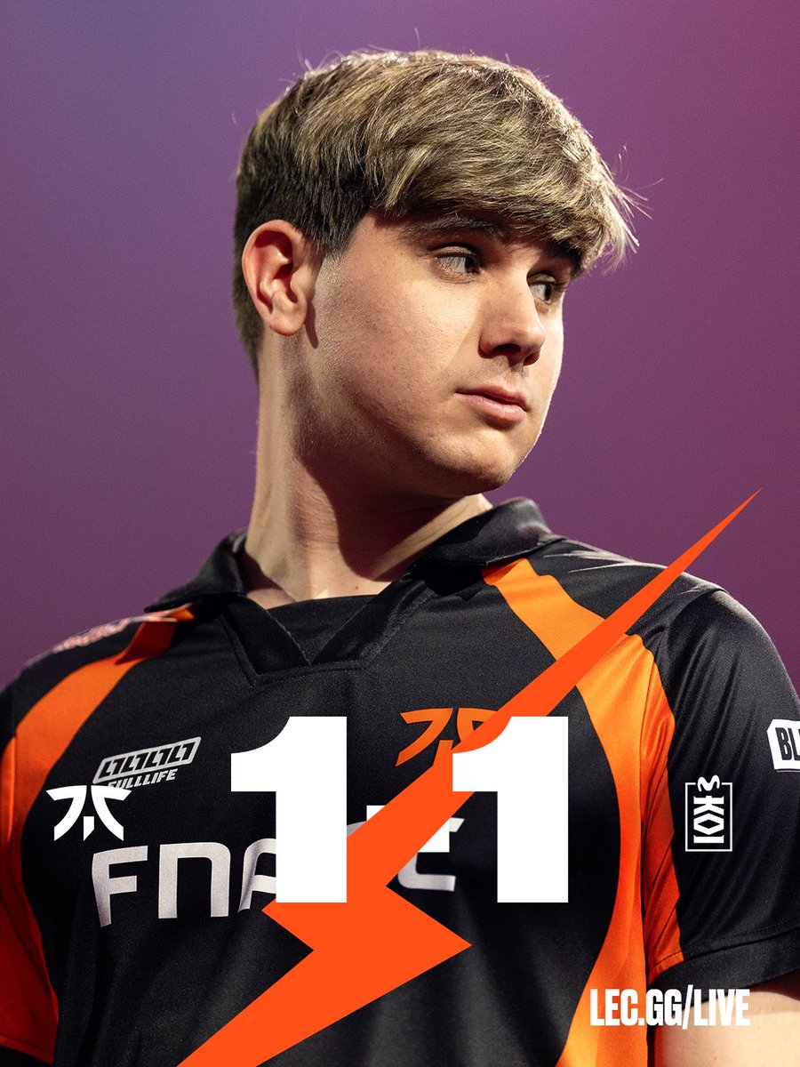 FNATIC 扳回一局，比赛进入第三局