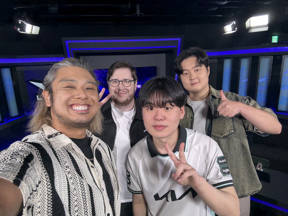LCK 转发提问 SMASH 的互动消息